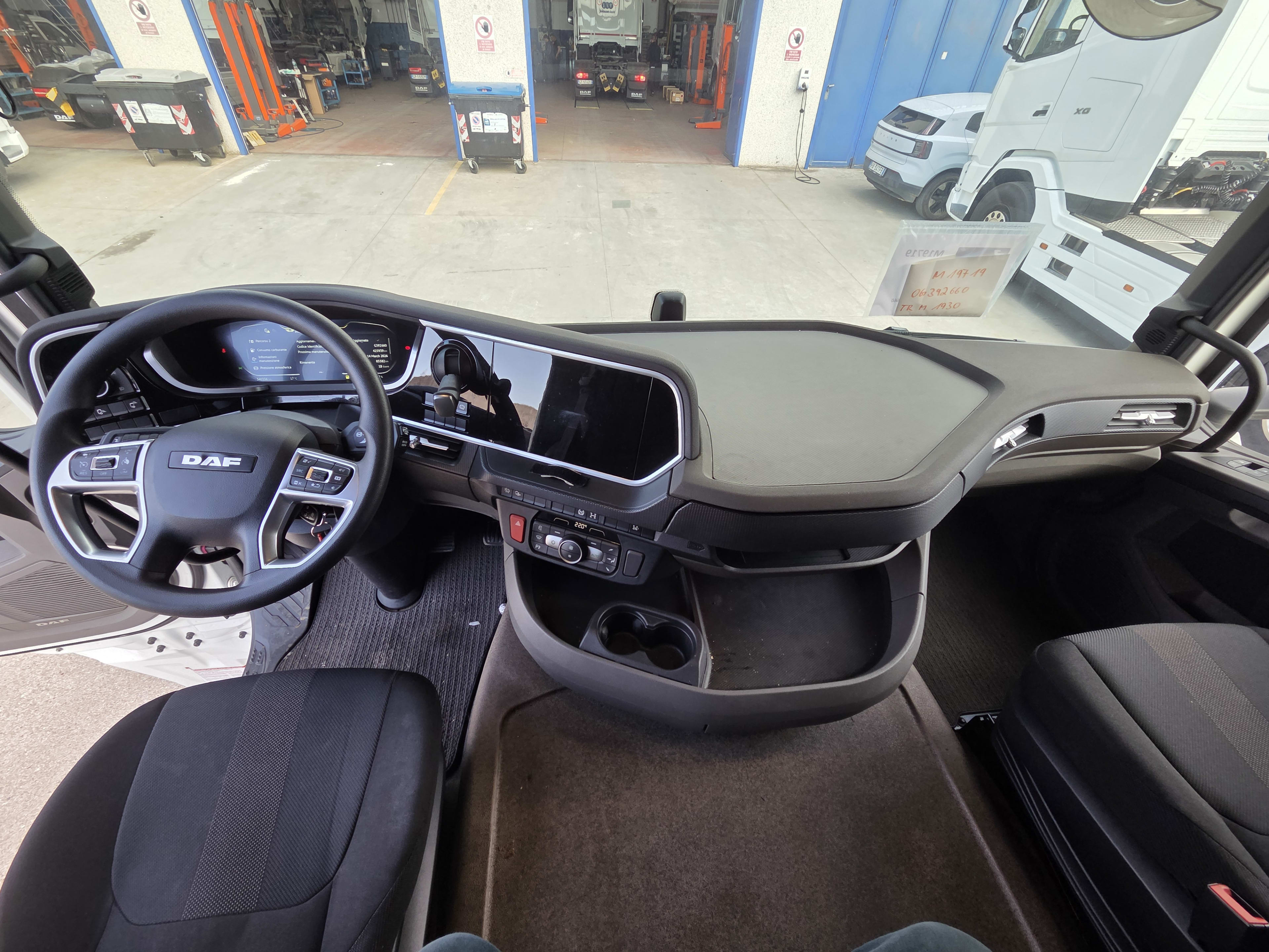 DAF XFn 480 FT 4X2 null