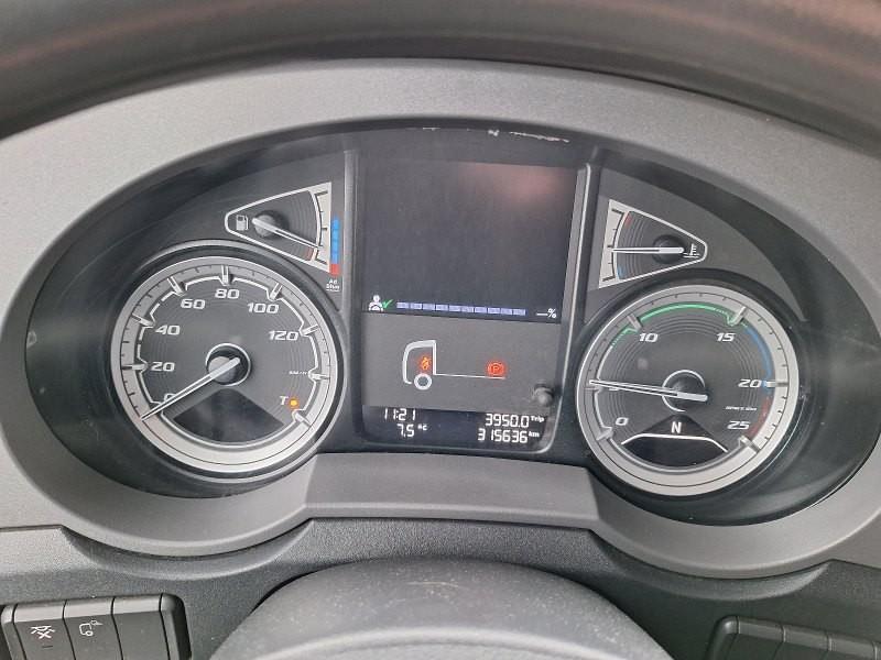 DAF XF 480 FAN 6X2 N LOW DECK null