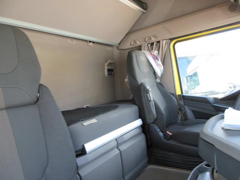 DAF XFn 480 FT 4X2 LOW DECK null