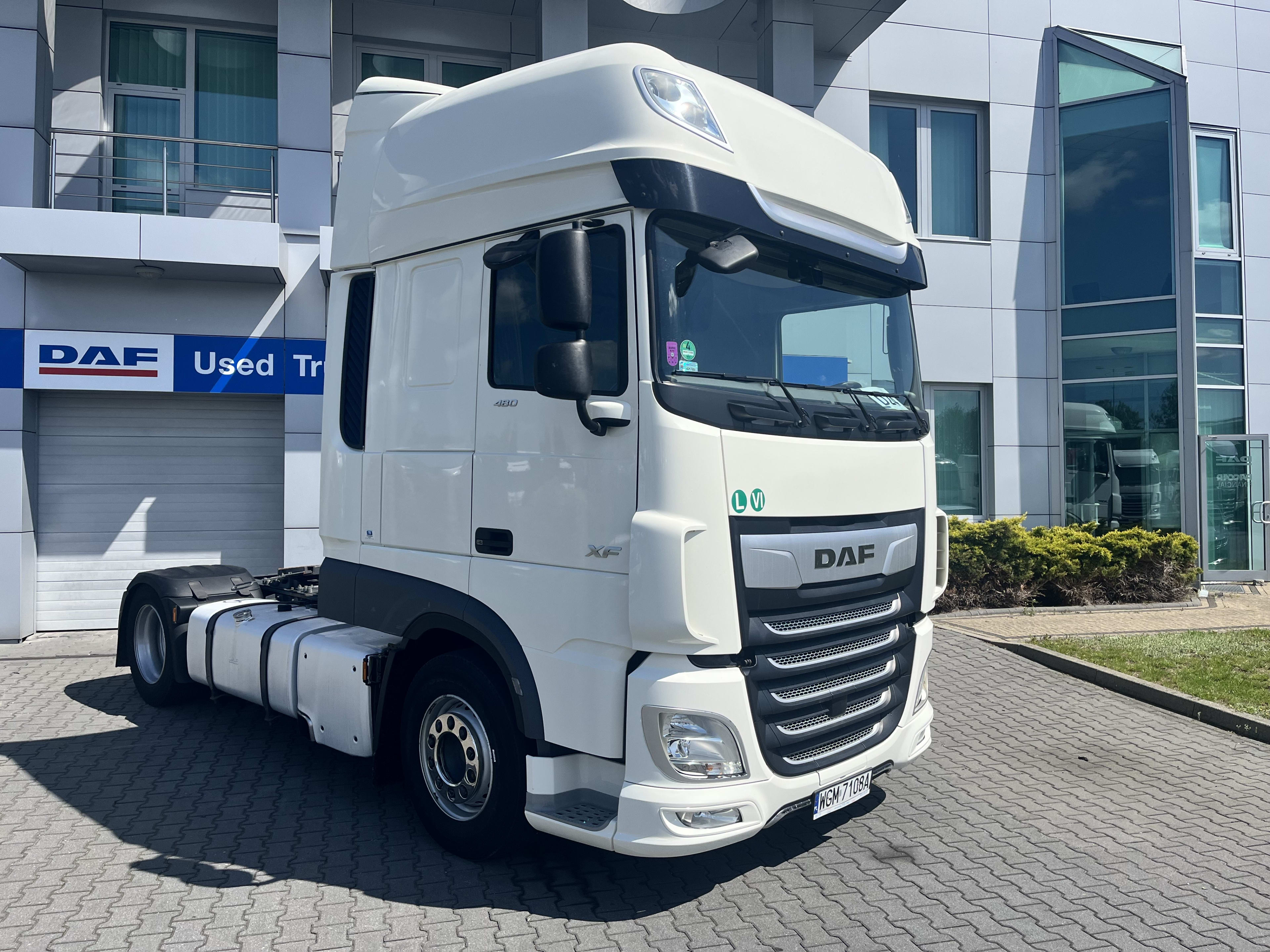 DAF XF 480 FT 4X2 LOW DECK null
