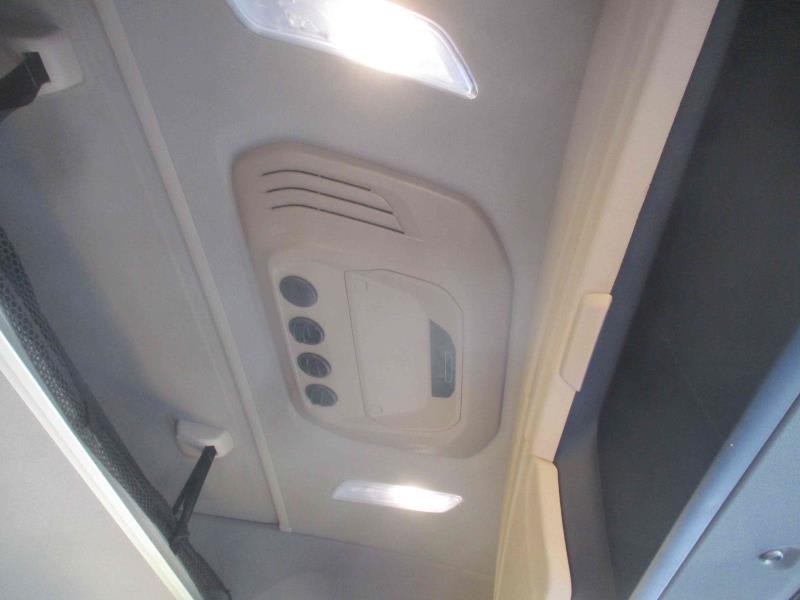 DAF XFn 480 FT 4X2 LOW DECK null