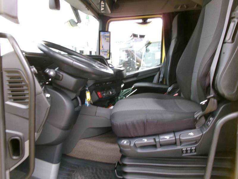 DAF XFn 480 FT 4X2 LOW DECK null