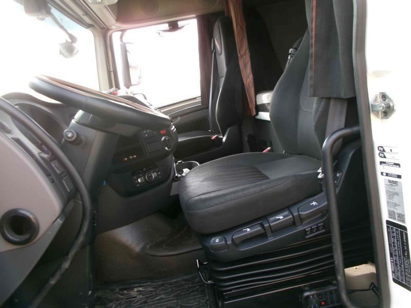 DAF XF 480 FT 4X2 LOW DECK null