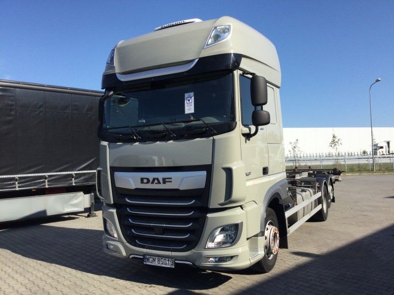 DAF XF 480 FAR 6X2 R null