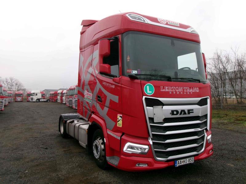 DAF XG 480 FT 4X2 LOW DECK null