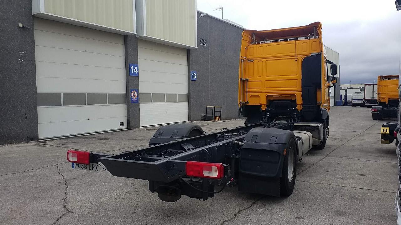 DAF XF 480 FA 4X2 LOW DECK null