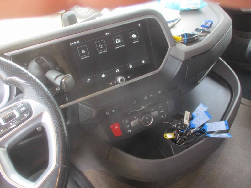 DAF XFn 480 FT 4X2 LOW DECK null