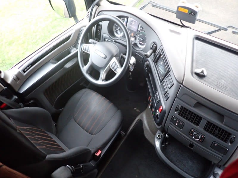 DAF XF 480 FT 4X2 LOW DECK null