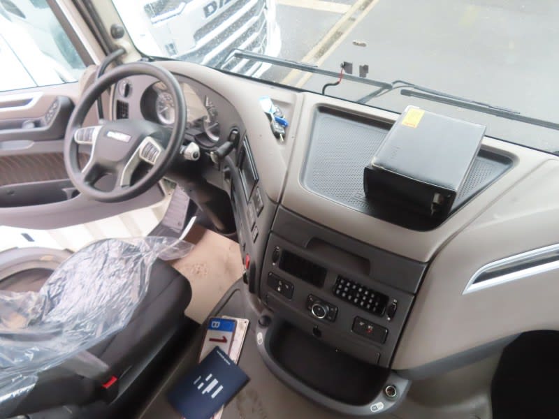 DAF XF 480 FTP 6X2 P null