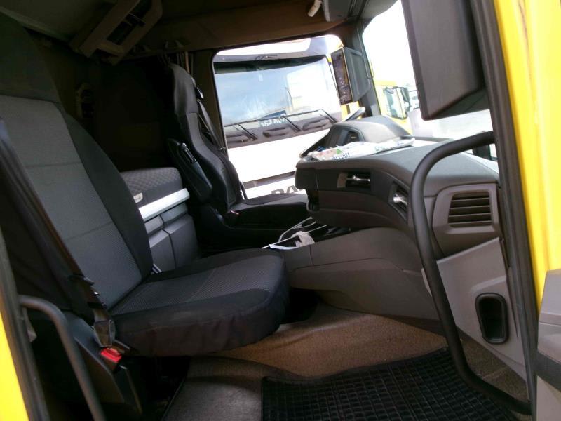 DAF XFn 480 FT 4X2 LOW DECK null