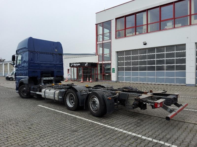 DAF XF 480 FAN 6X2 N LOW DECK null