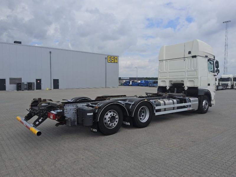 DAF XF 480 FAR 6X2 R null