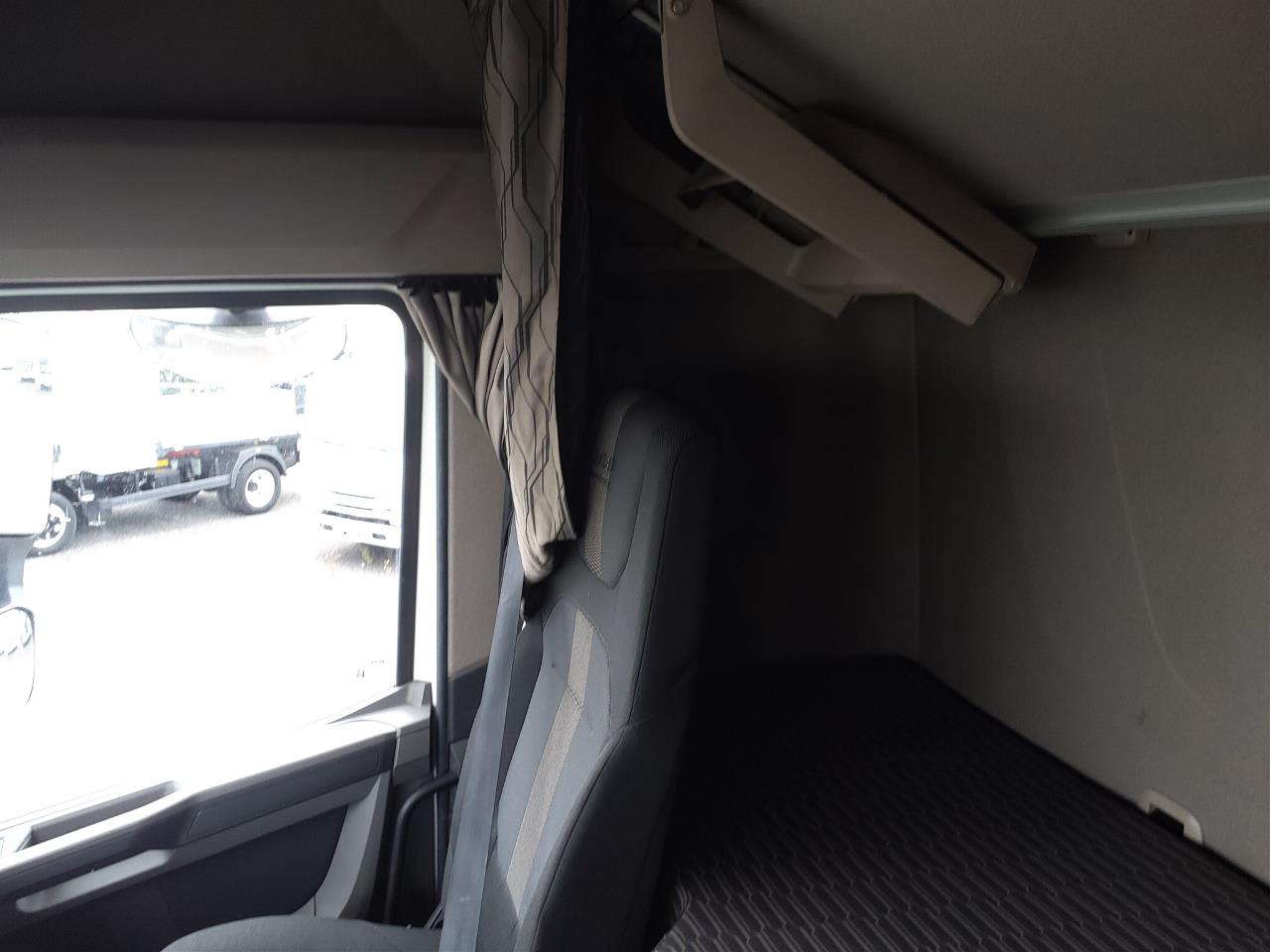 DAF XFn 530 FT 4X2 null