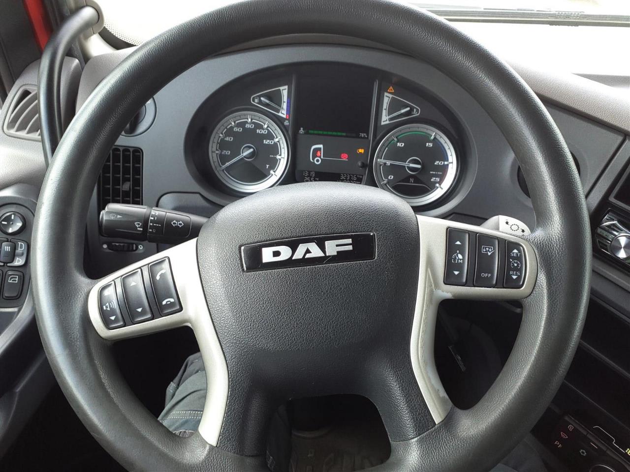 DAF XF 530 FT 4X2 null