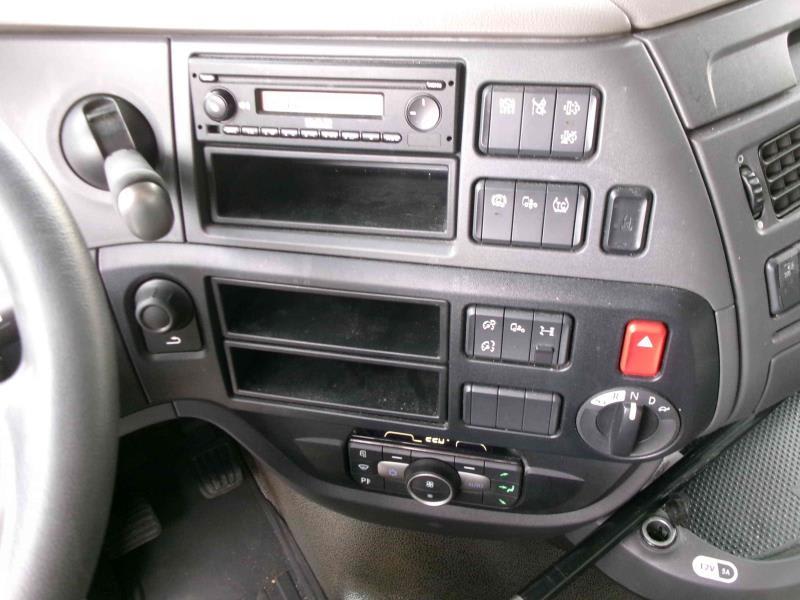 DAF XF 480 FT 4X2 LOW DECK null