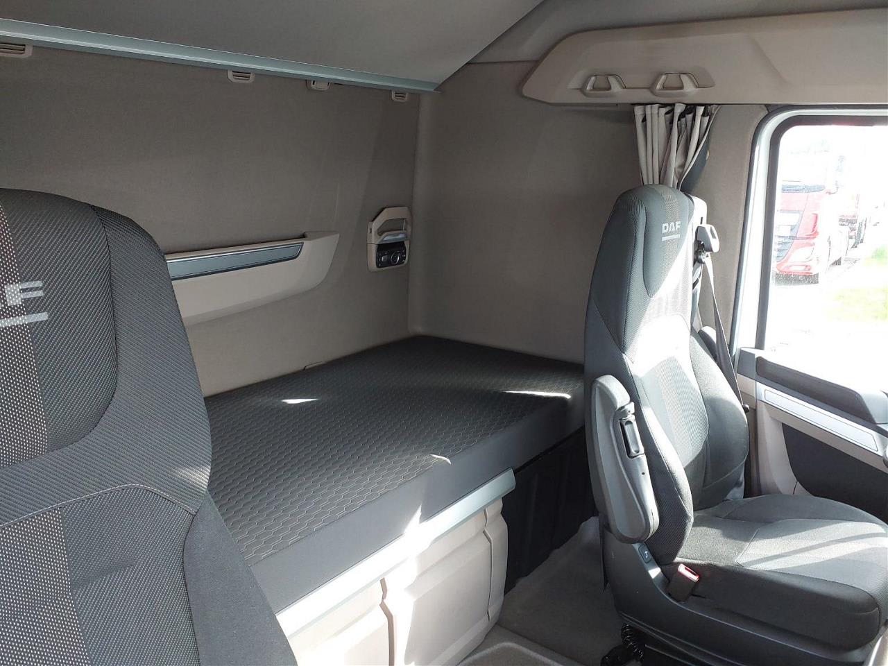 DAF XG 530 FT 4X2 null