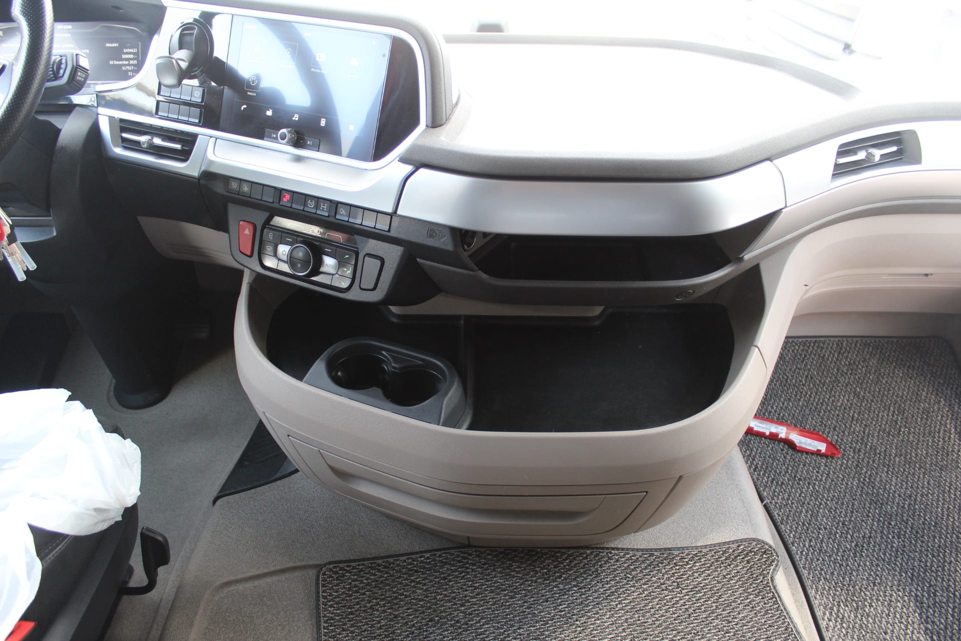 DAF XG 480 FT 4X2 LOW DECK null