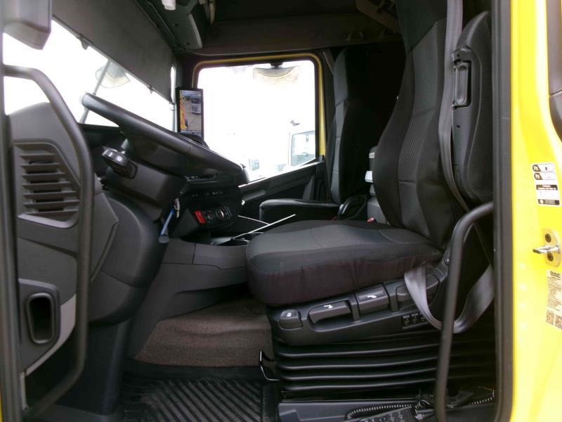 DAF XFn 480 FT 4X2 LOW DECK null