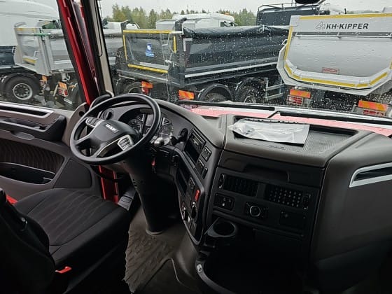 DAF XF 480 FT 4X2 LOW DECK null