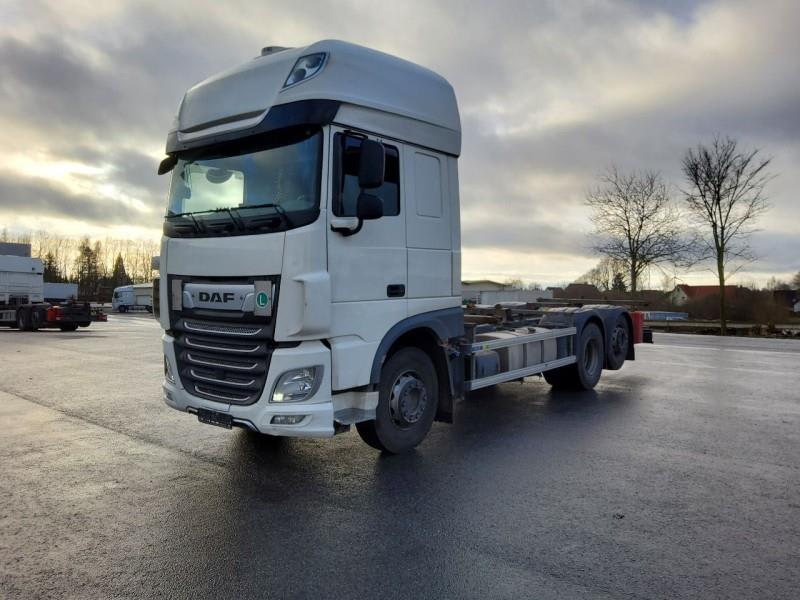 DAF XF 480 FAN 6X2 N Des photos à venir bientôt