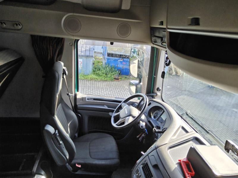 DAF XF 480 FT 4X2 LOW DECK null