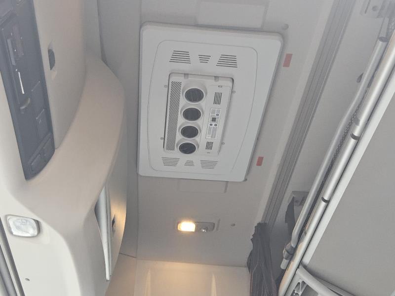 DAF XF 480 FT 4X2 LOW DECK null