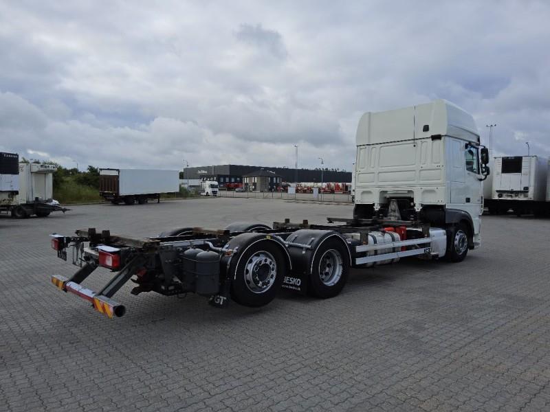 DAF XF 480 FAR 6X2 R null