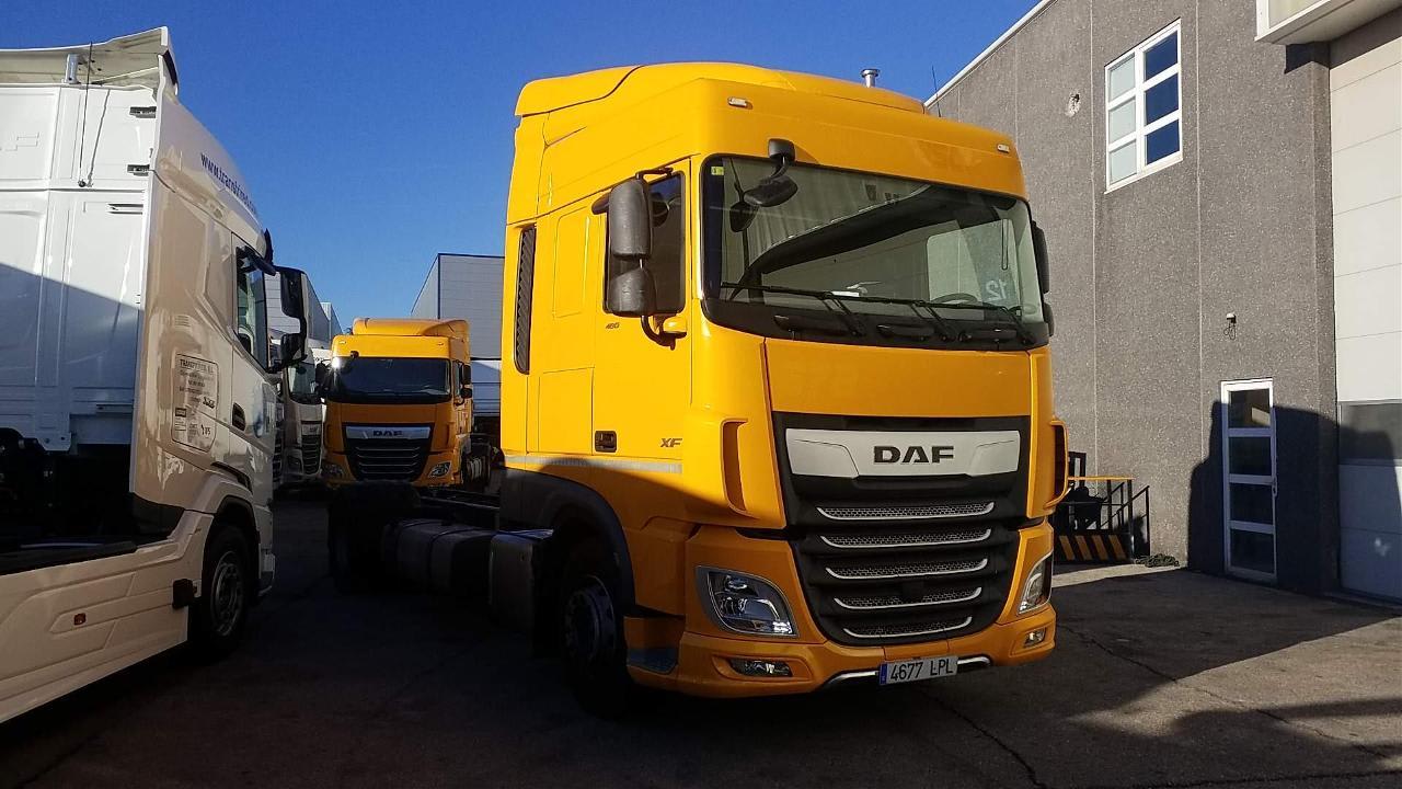 DAF XF 480 FA 4X2 LOW DECK null