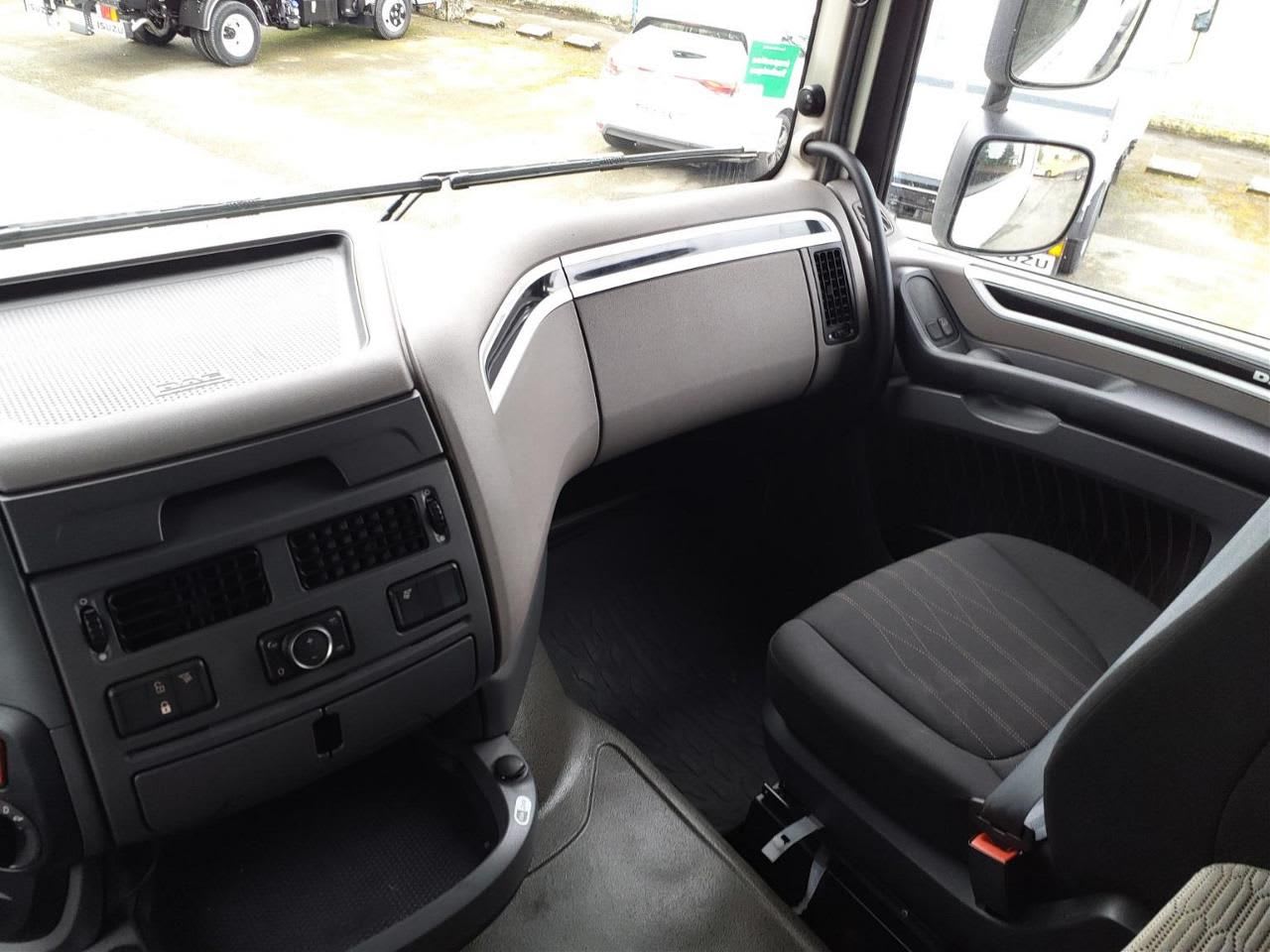 DAF XF 450 FT 4X2 null