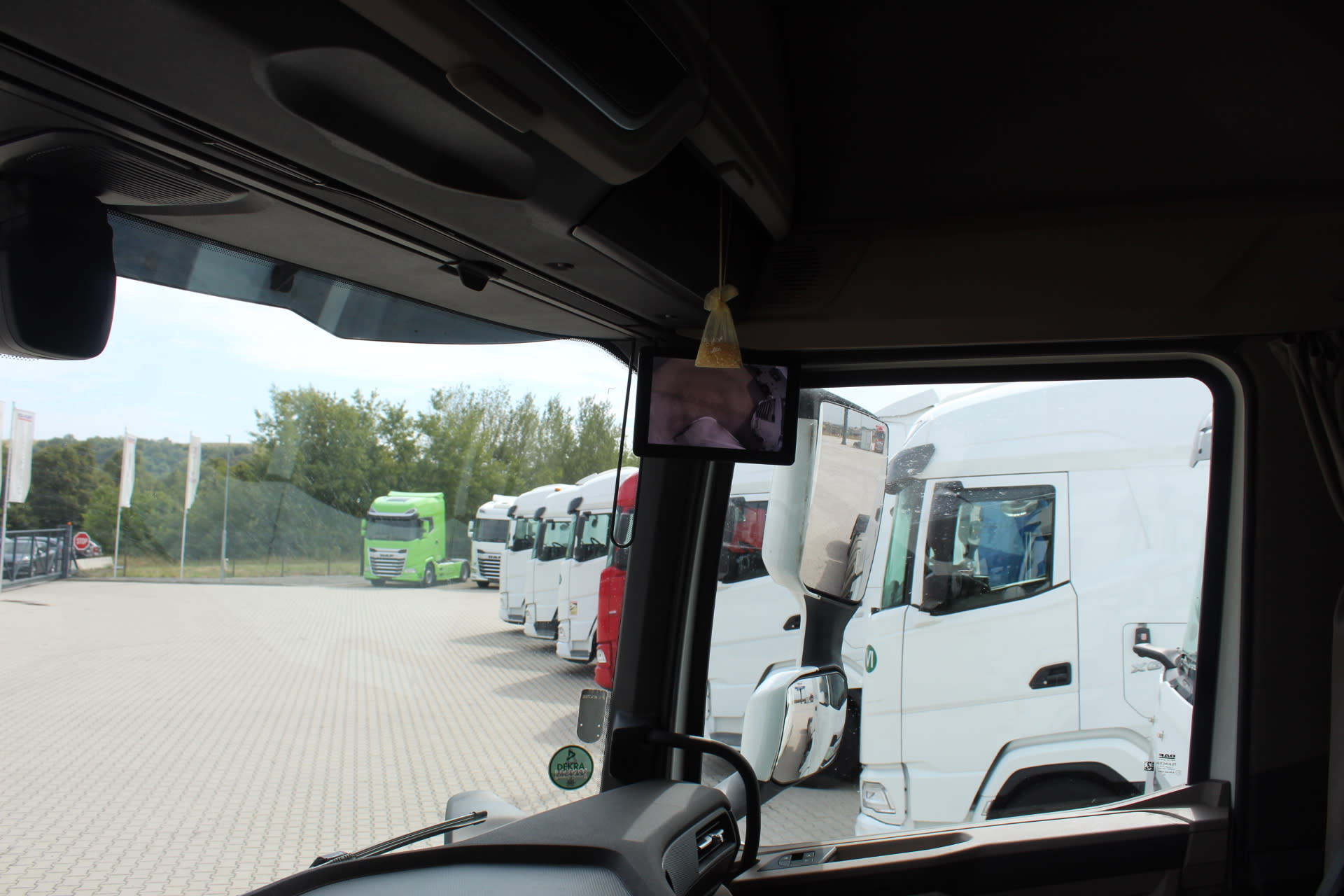 DAF XG 480 FT 4X2 LOW DECK null