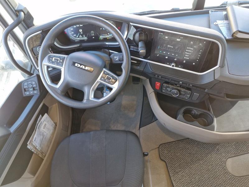 DAF XG 480 FT 4X2 LOW DECK null