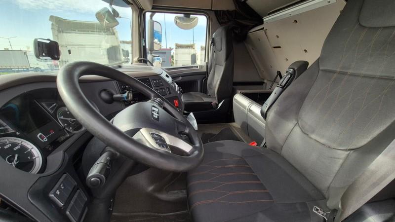 DAF XF 480 FT 4X2 LOW DECK null