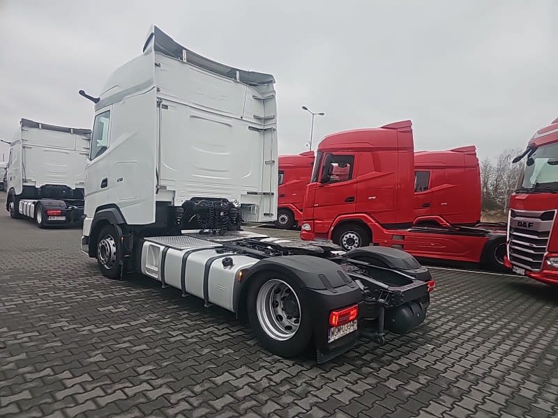 DAF XG 480 FT 4X2 LOW DECK null