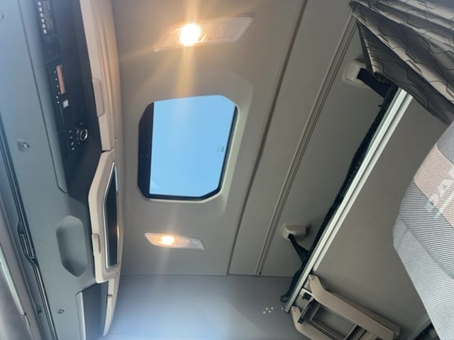 DAF XG 480 FT 4X2 LOW DECK null
