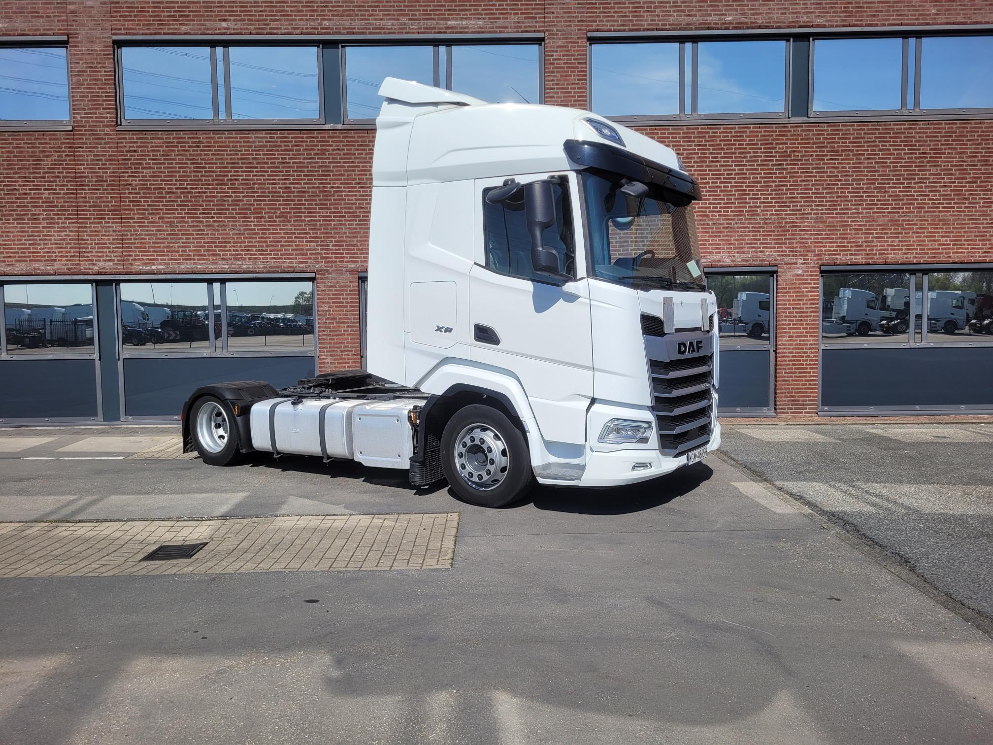 DAF XFn 480 FT 4X2 LOW DECK null
