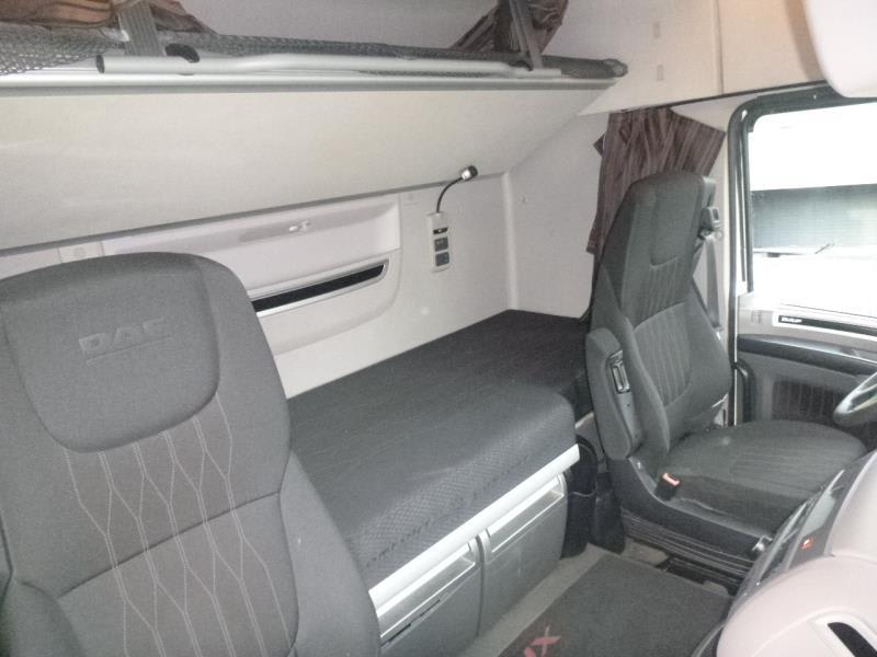 DAF XF 480 FTP 6X2 P null