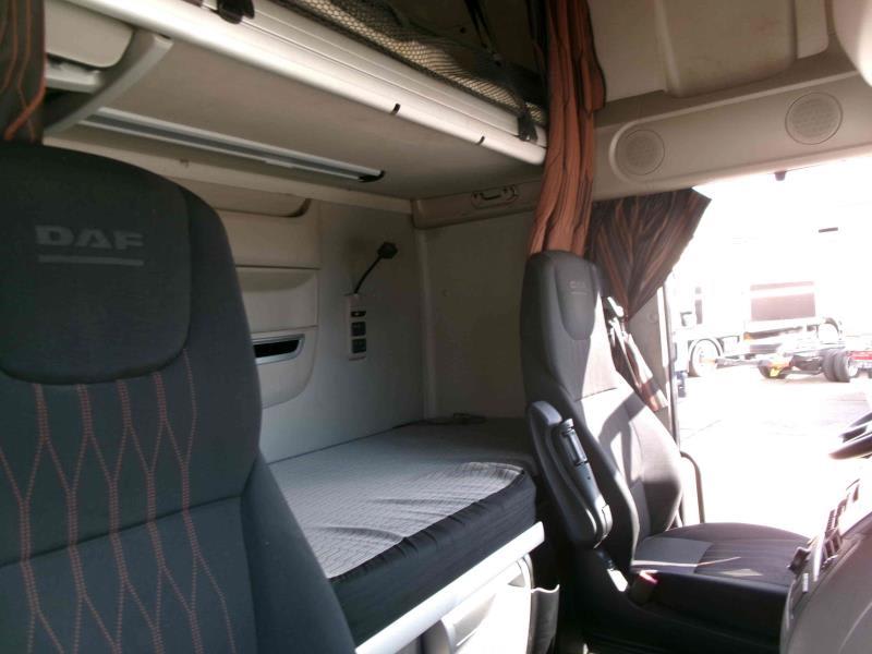 DAF XF 480 FT 4X2 LOW DECK null