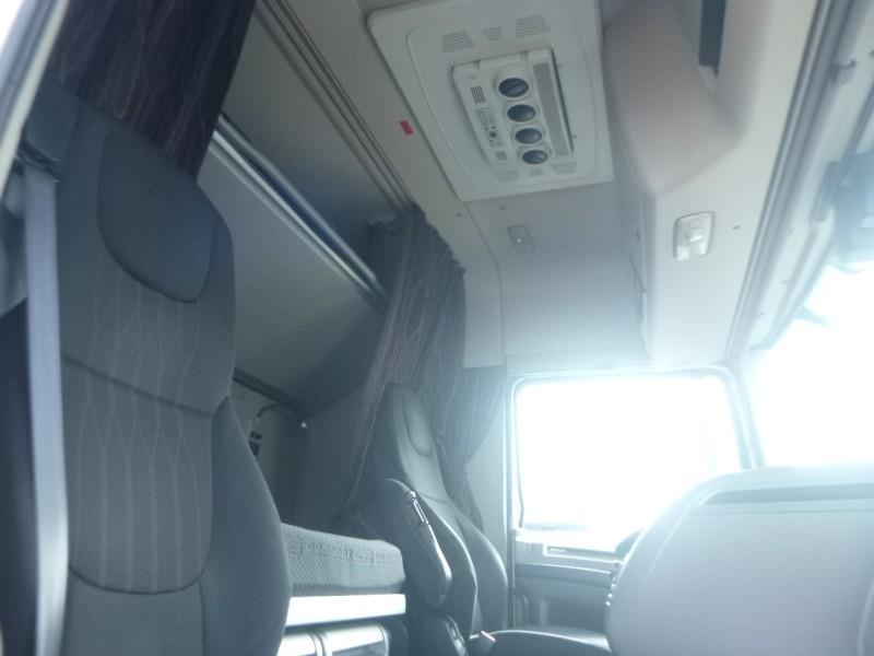 DAF XF 480 FTP 6X2 P null