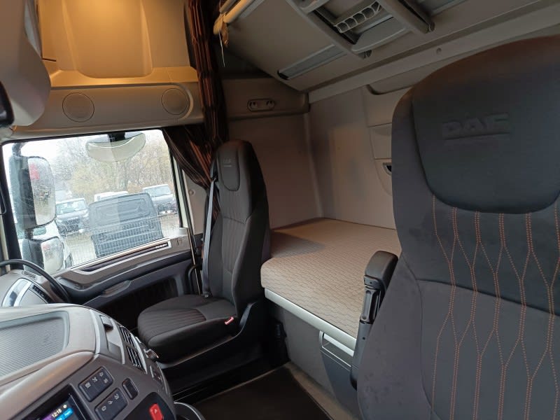 DAF XF 480 FT 4X2 LOW DECK null