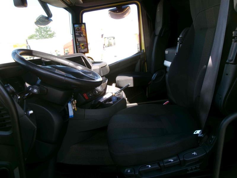 DAF XFn 480 FT 4X2 LOW DECK null