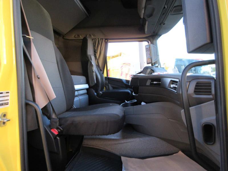 DAF XFn 480 FT 4X2 LOW DECK null