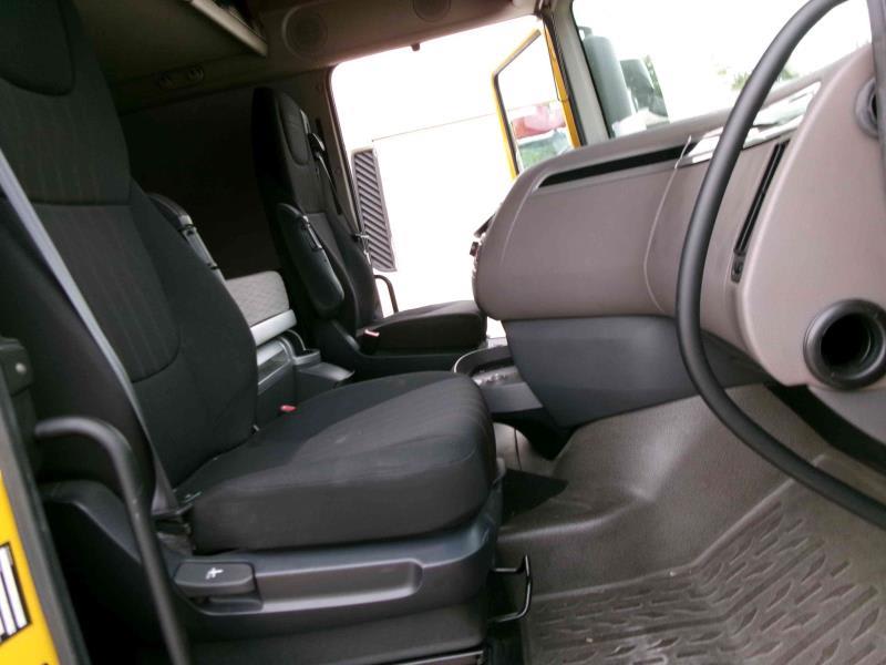 DAF XF 480 FT 4X2 LOW DECK null