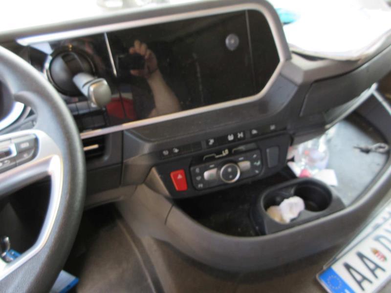 DAF XFn 480 FT 4X2 LOW DECK null