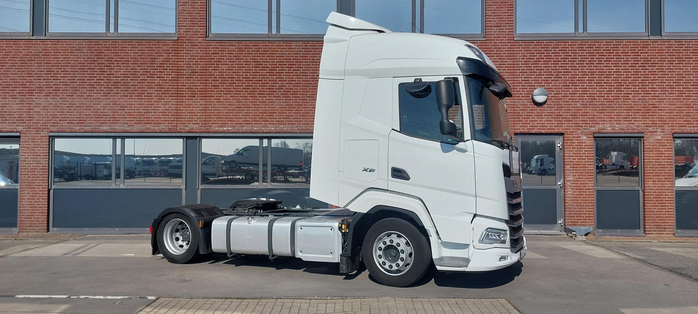 DAF XFn 480 FT 4X2 LOW DECK null