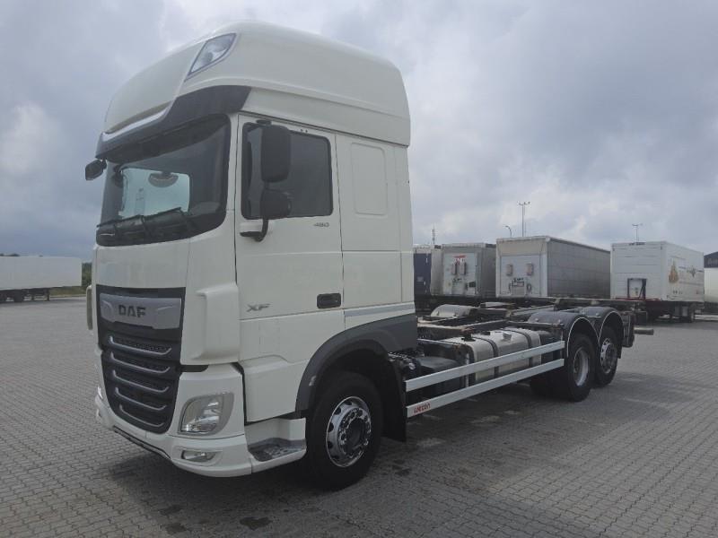 DAF XF 480 FAR 6X2 R null