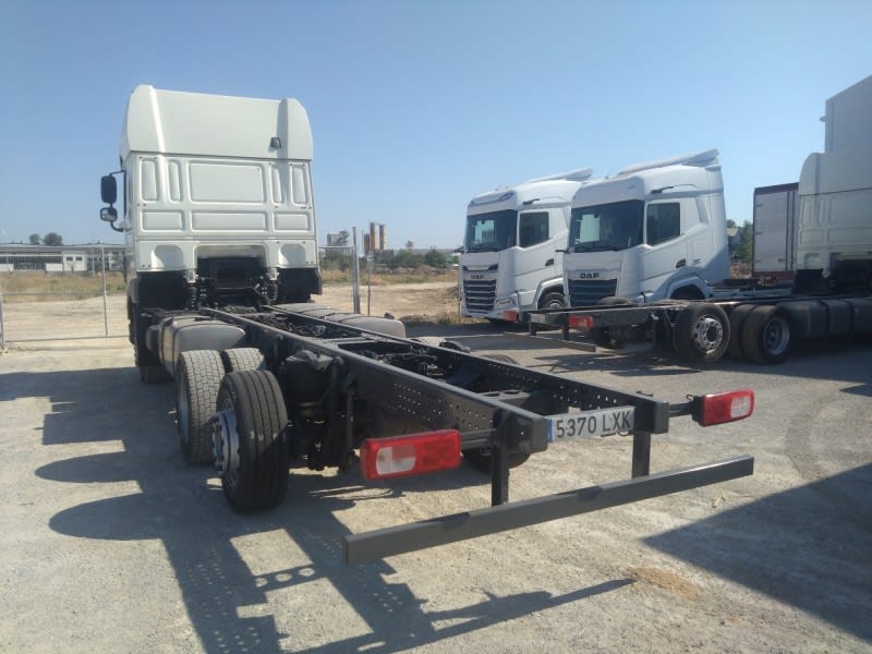 DAF XF 480 FAR 6X2 R null