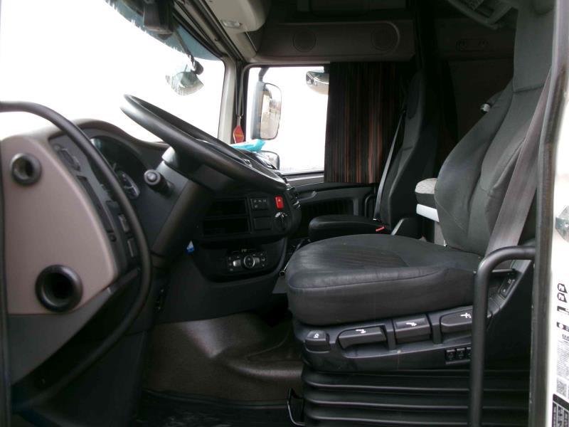 DAF XF 480 FT 4X2 LOW DECK null