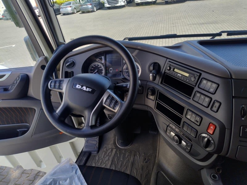 DAF XF 480 FT 4X2 LOW DECK null