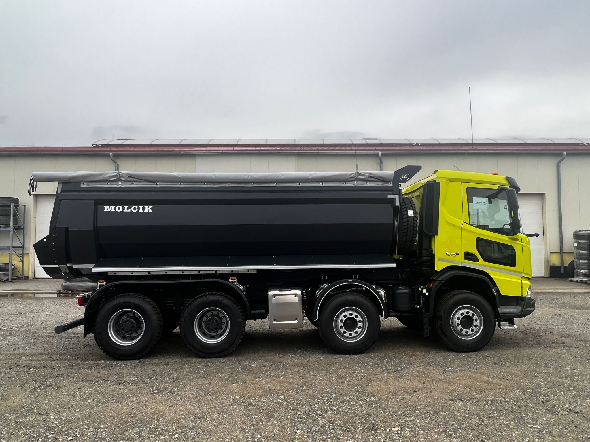 DAF XD 450 FAD 8X4 D 6