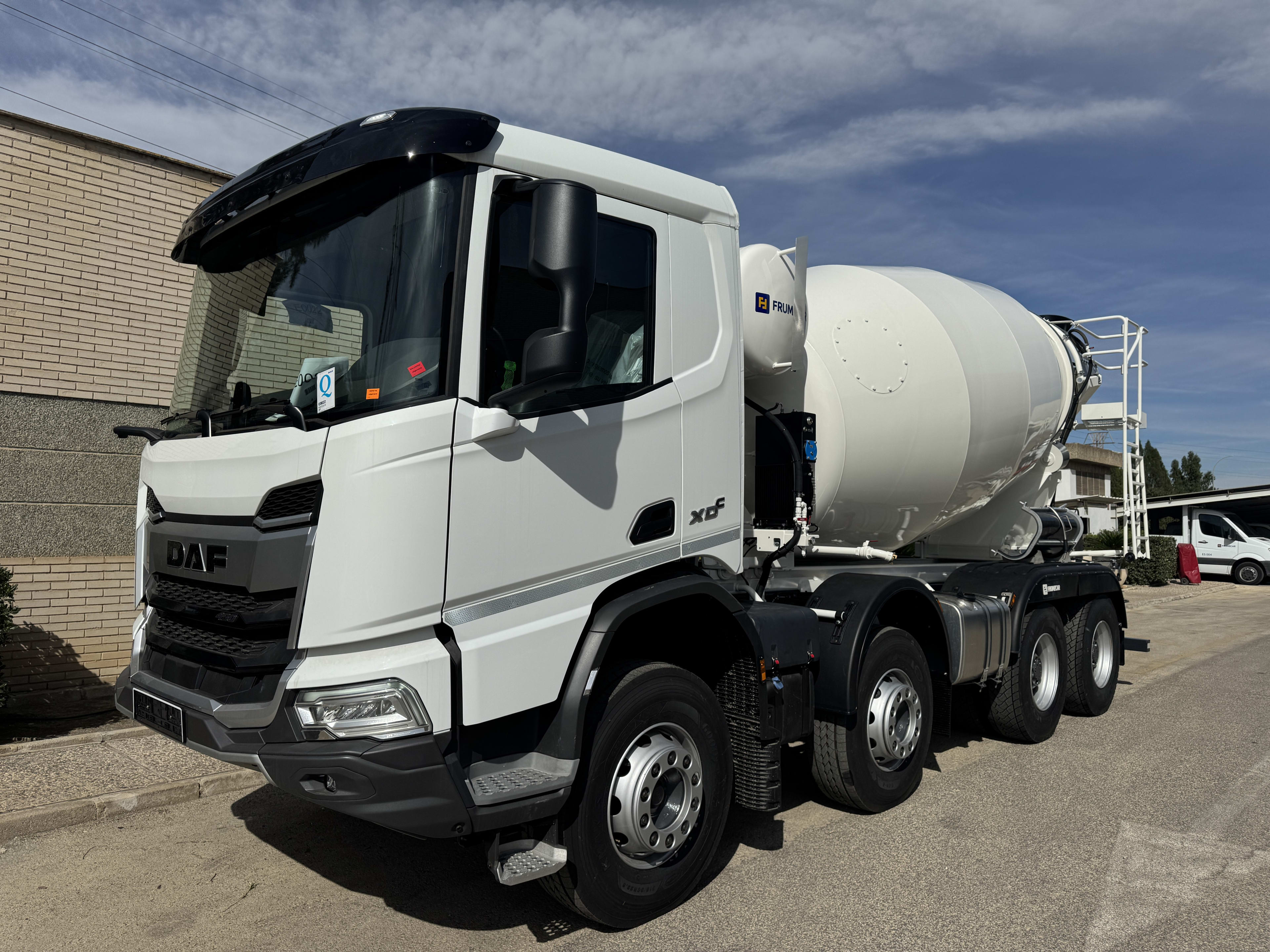 DAF XD 450 FAD 8X4 D 0